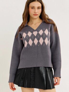 Gray Pink Argyle Collared V Neck Knit Pullover Sweater NWT #D94